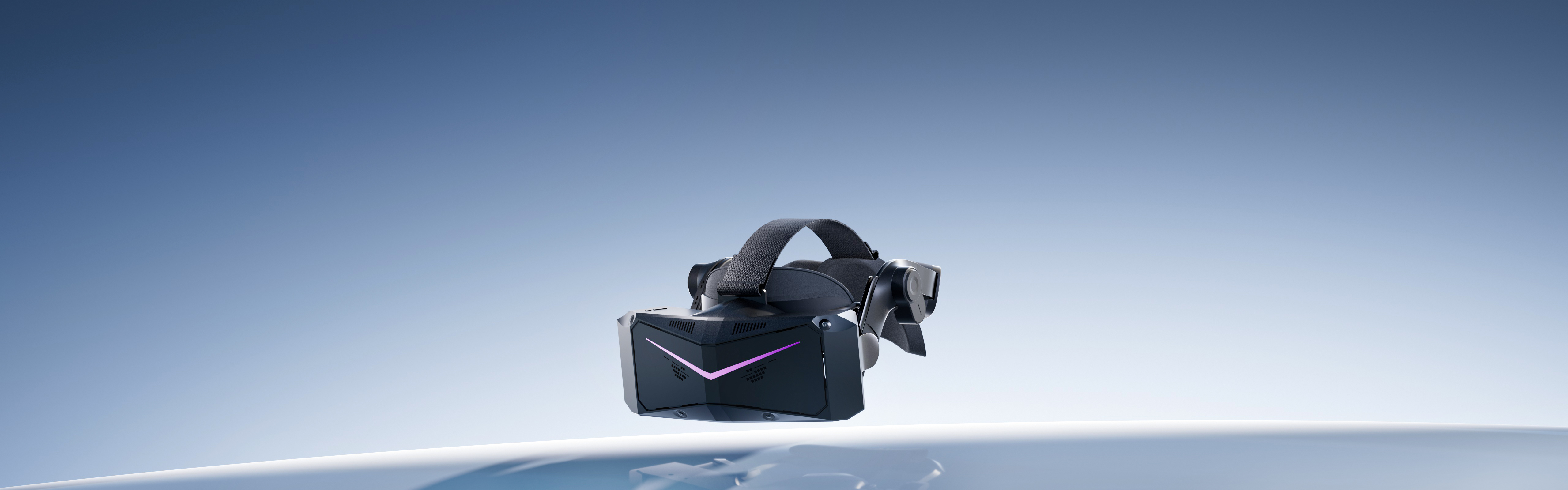 Pimax Crystal Light — clean design, 115° FOV, 120 Hz
